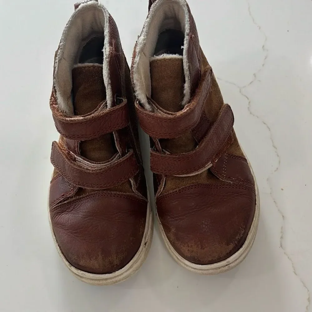 UGG Kids rennon II shoe‎ size toddler 10